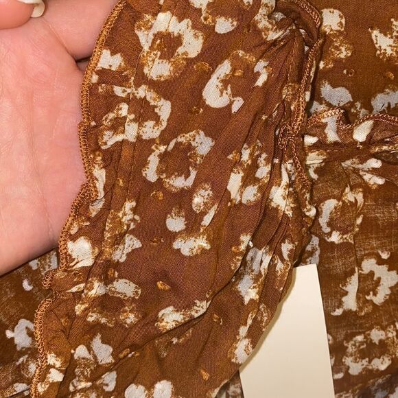 ✨Veronica M Floral Ruffle Neckline Tie Blouse✨ - Picture 5 of 5